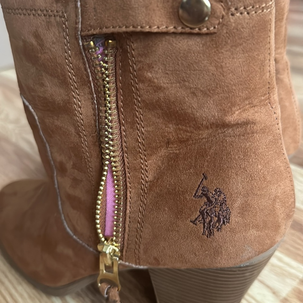 U.S. Polo ASSN brown heeled ankle boots size 11 - Picture 9 of 10